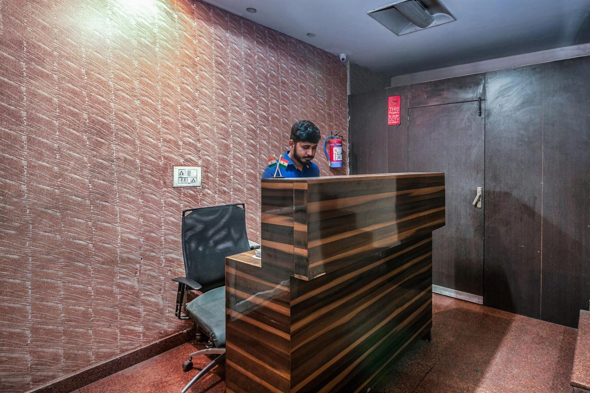 Hotel O Crosswinds Residency Indirapuram Exterior photo